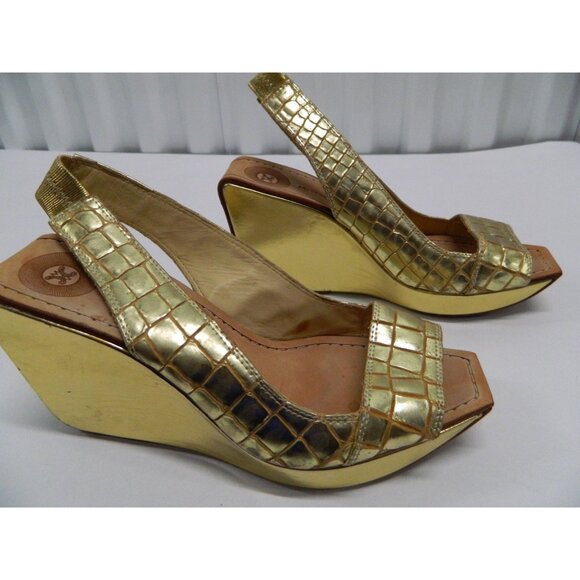 Size 7 Modern Vintage Gold Croc-Embossed Wedge Slingback Sandals Size 37.5 - Picture 9 of 11